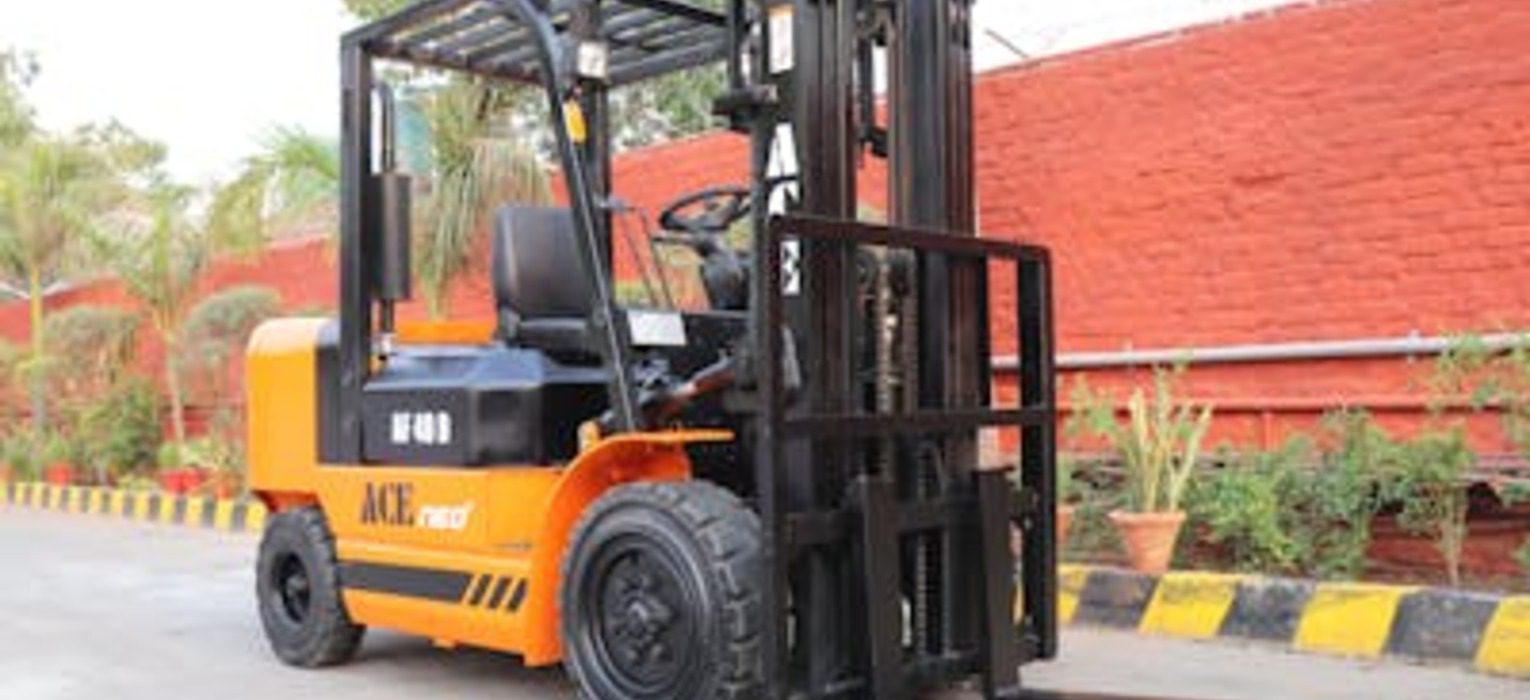 Forklift in an industrial setting, showcasing safety training focus for efficient material handling and compliance with OSHA standards.