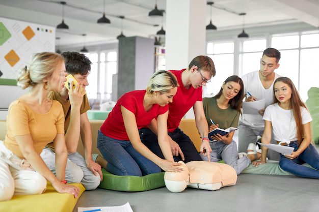CPR training requirement for first aid certification